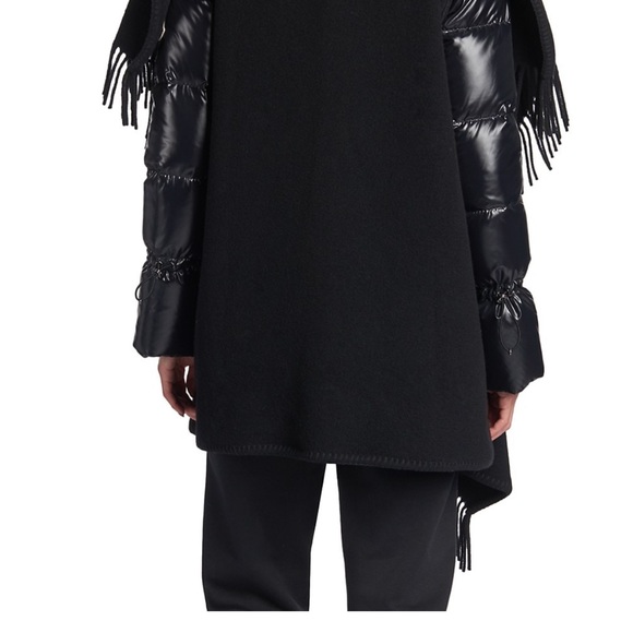 100% Authentic Moncler cape style jacket - Picture 4 of 6
